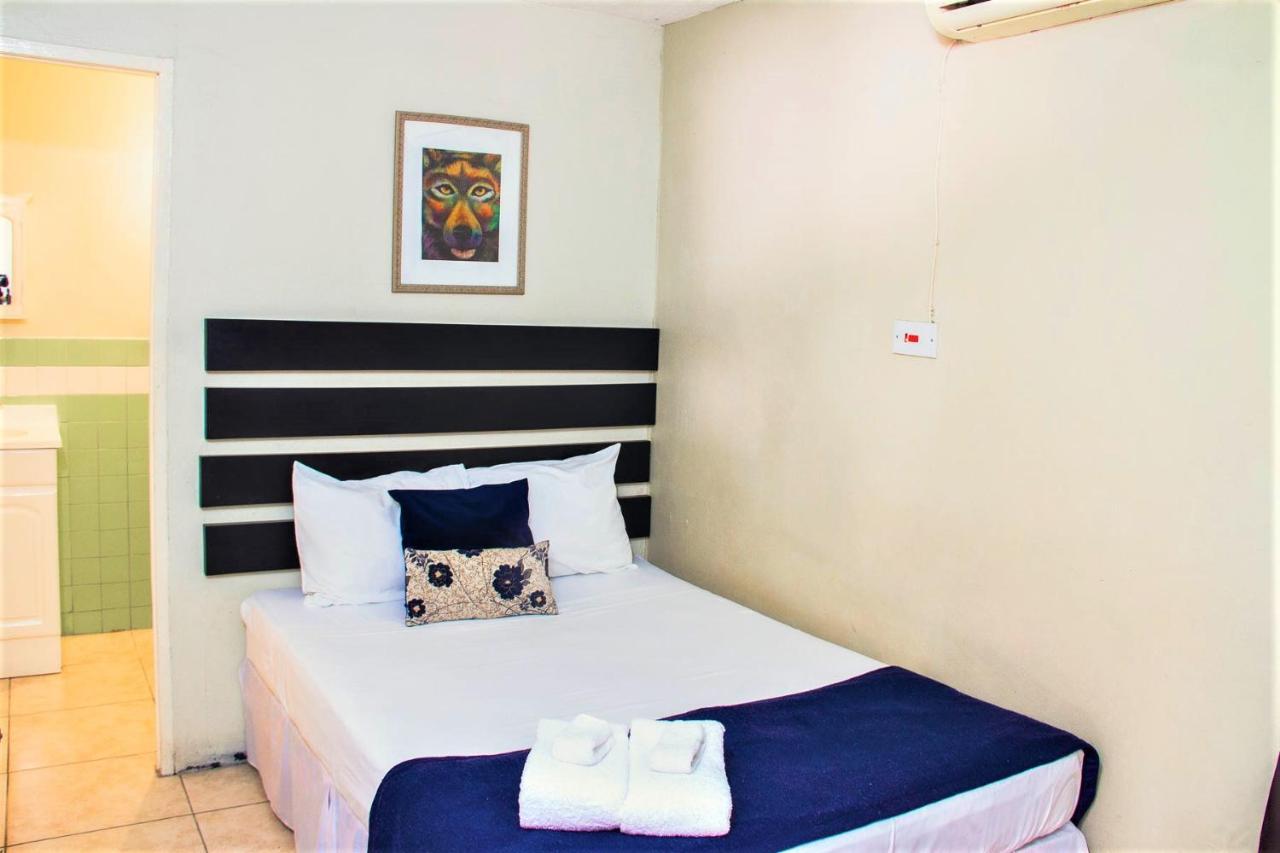 Eventuality B&B New Kingston Bagian luar foto