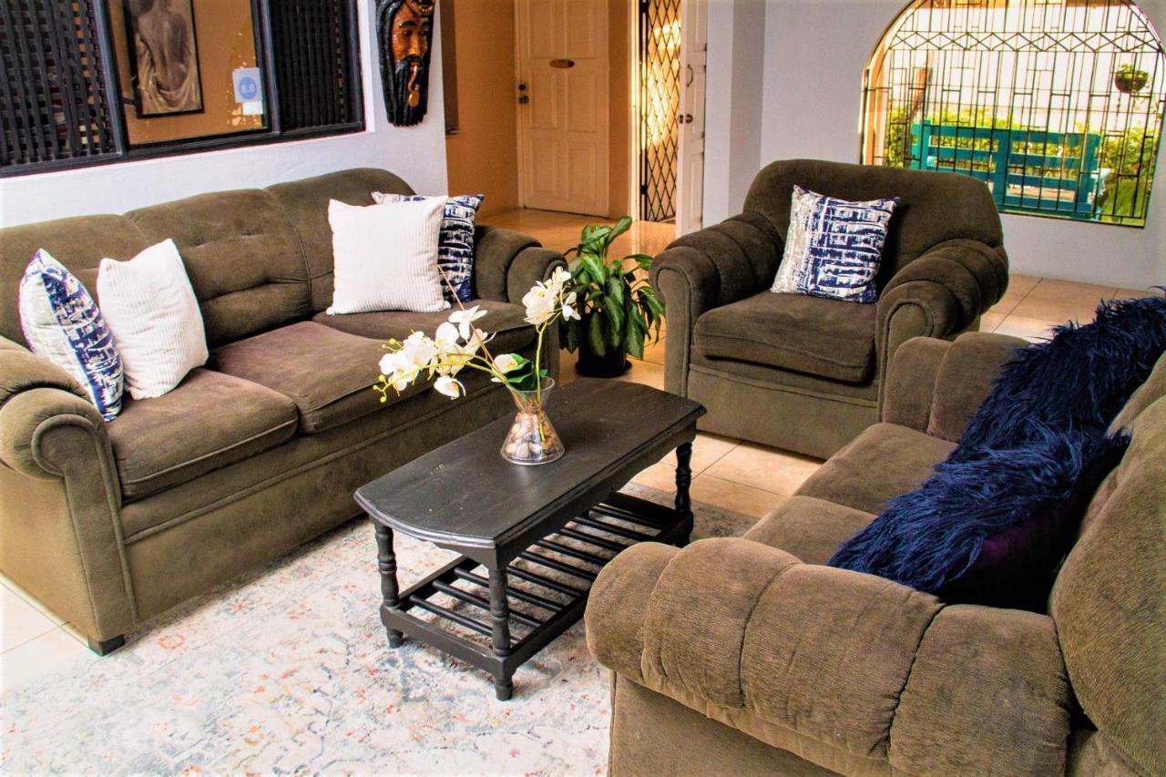 Eventuality B&B New Kingston Bagian luar foto