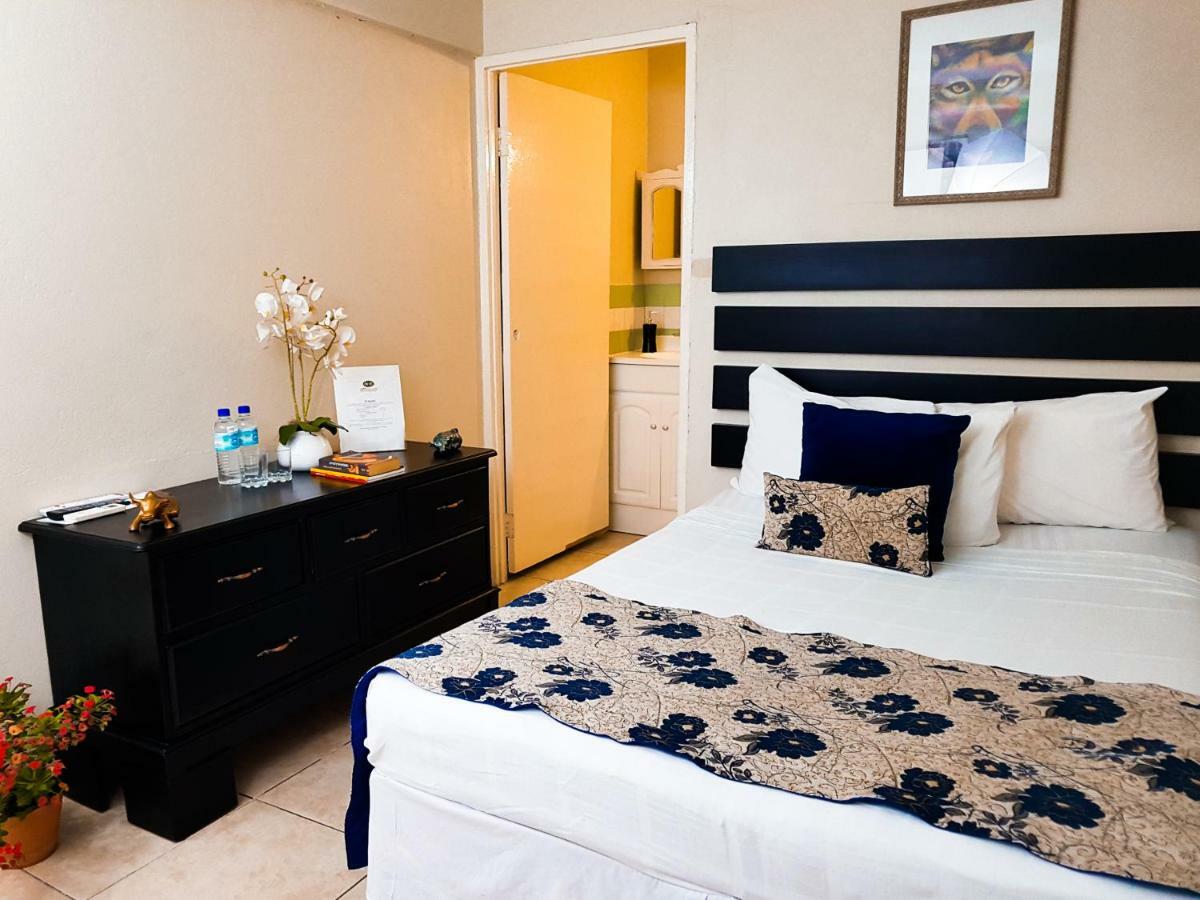Eventuality B&B New Kingston Bagian luar foto