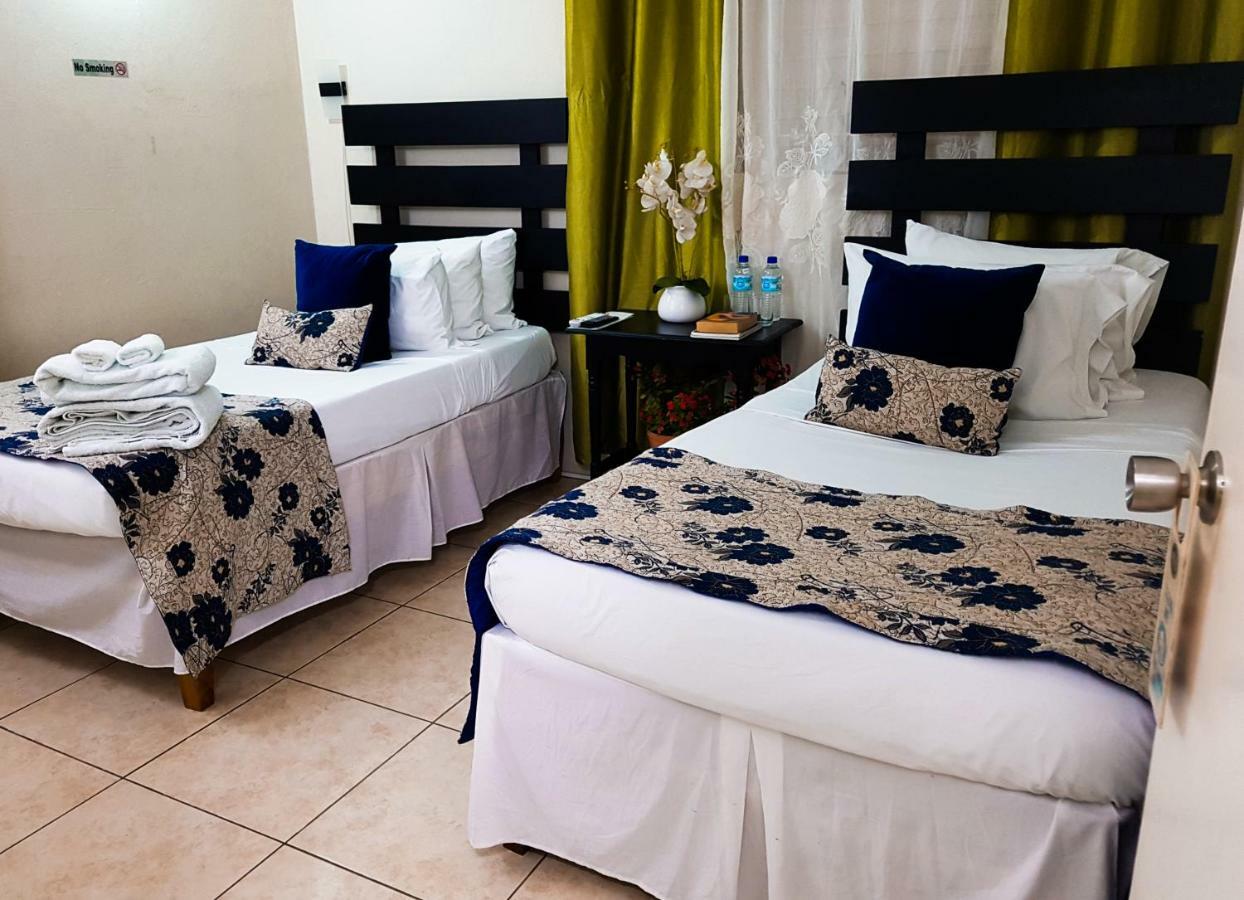 Eventuality B&B New Kingston Bagian luar foto