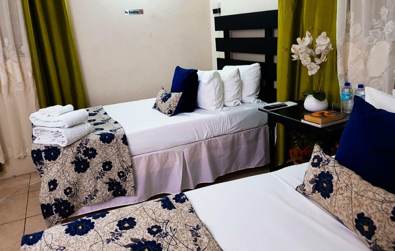 Eventuality B&B New Kingston Bagian luar foto